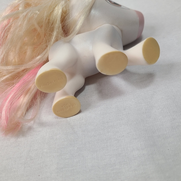 MGA Bratz Babyz Ponyz Celeste Pony Horse Figure 2005 - Picture 4 of 5